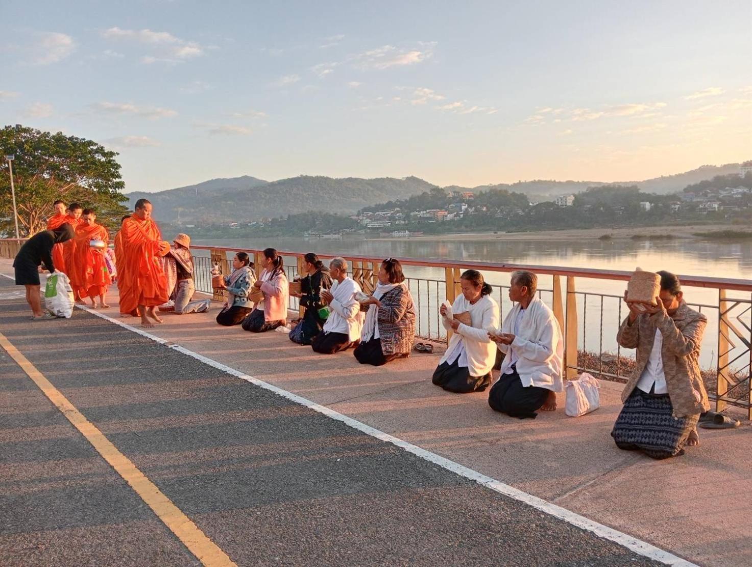 Day Waterfront Hotel Chiang Khong