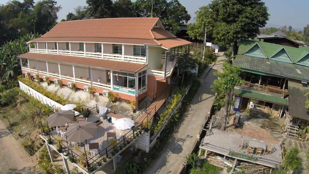 Day Waterfront 2* Chiang Khong
