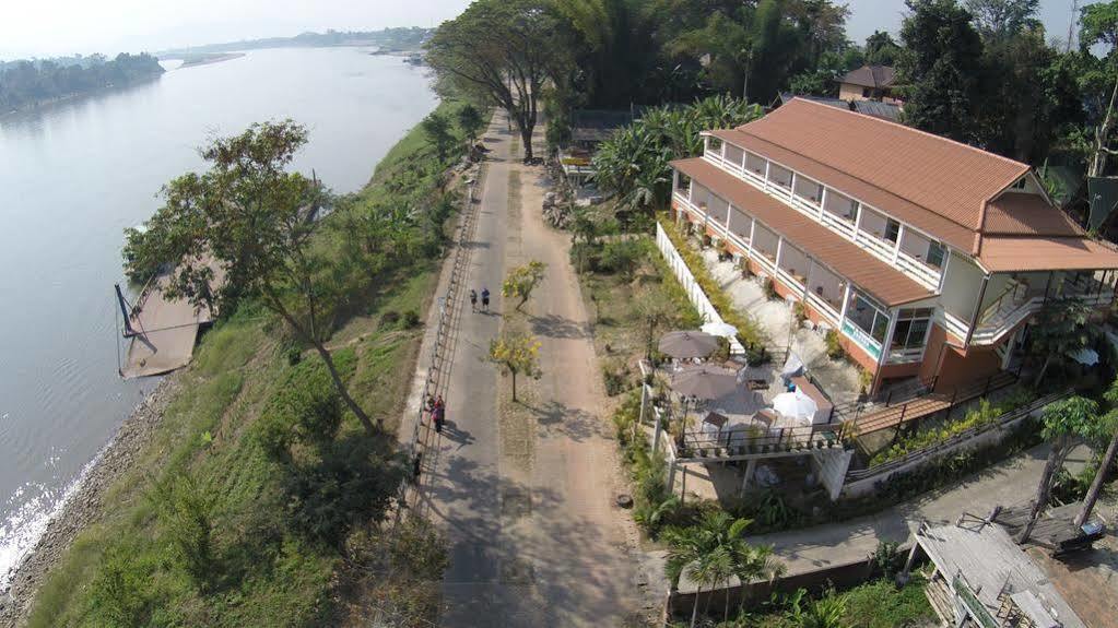 Day Waterfront Hotel Chiang Khong